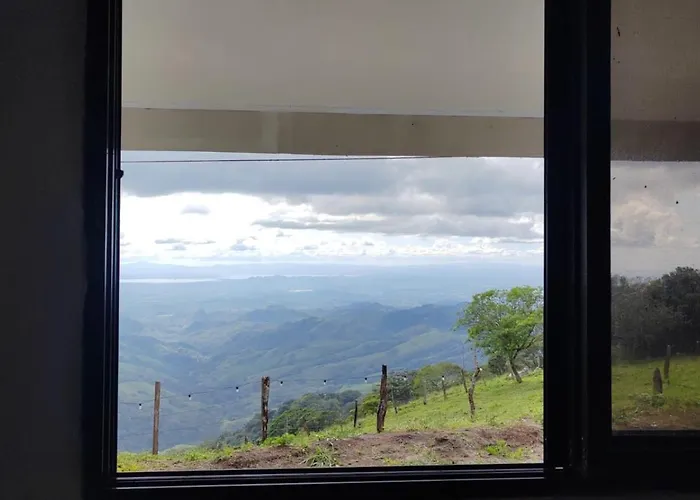 Habitación Privada Casa Montaña Monteverde Tilarán Sierra (Guanacaste)